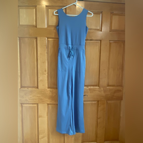 Brand new jumper - Picture 1 of 3